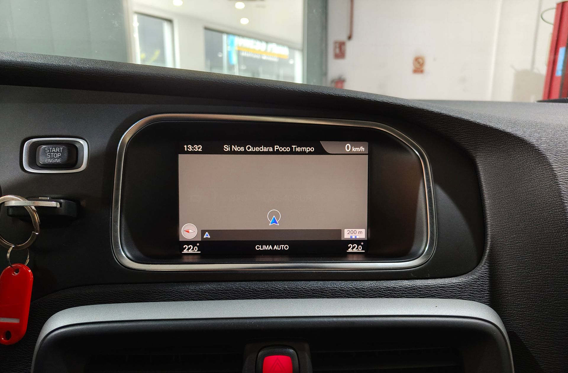 Volvo V40 D2 Cross Country - foto 8