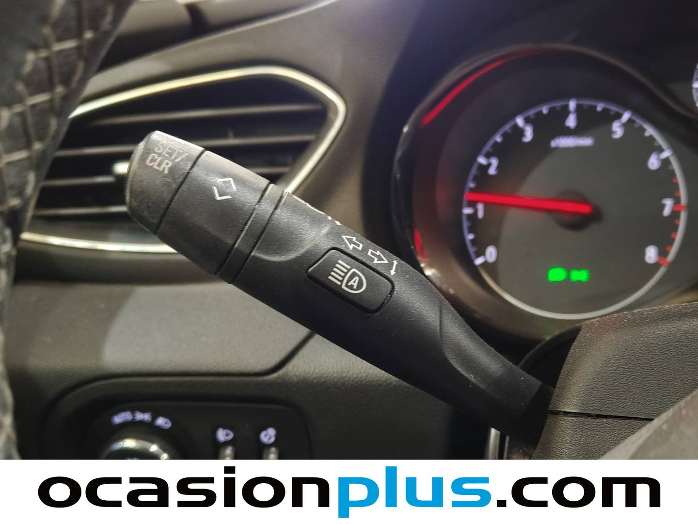 Foto Opel Grandland X Opel Grandland X 1.2 Turbo Selective (130 CV)