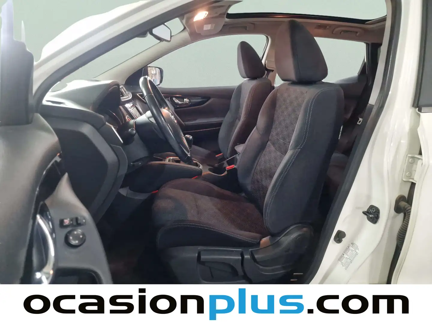 Foto Nissan QASHQAI Nissan Qashqai DIG-T 115 N-Connecta 4x2 (115 CV)