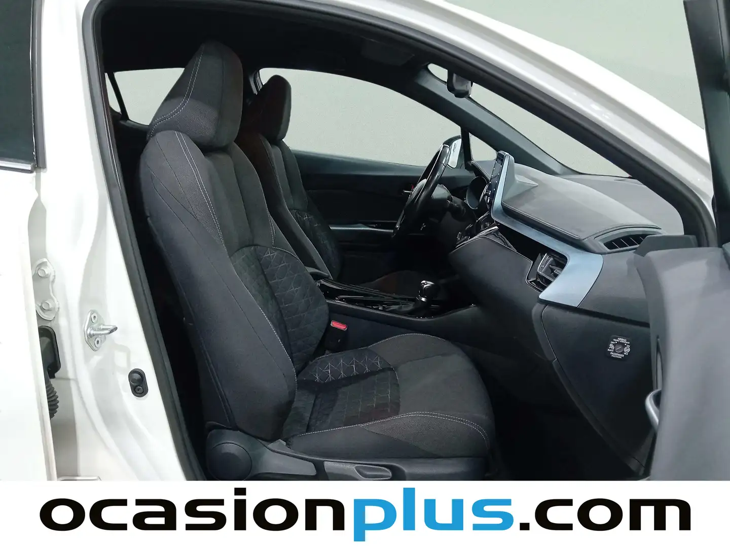 Foto Toyota C-HR Toyota C-HR 1.8 125H Advance (122 CV)