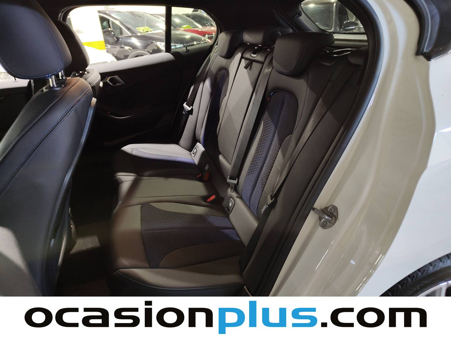 Foto BMW Serie 1 BMW Serie 1 118d Business  (150 CV) Pack M