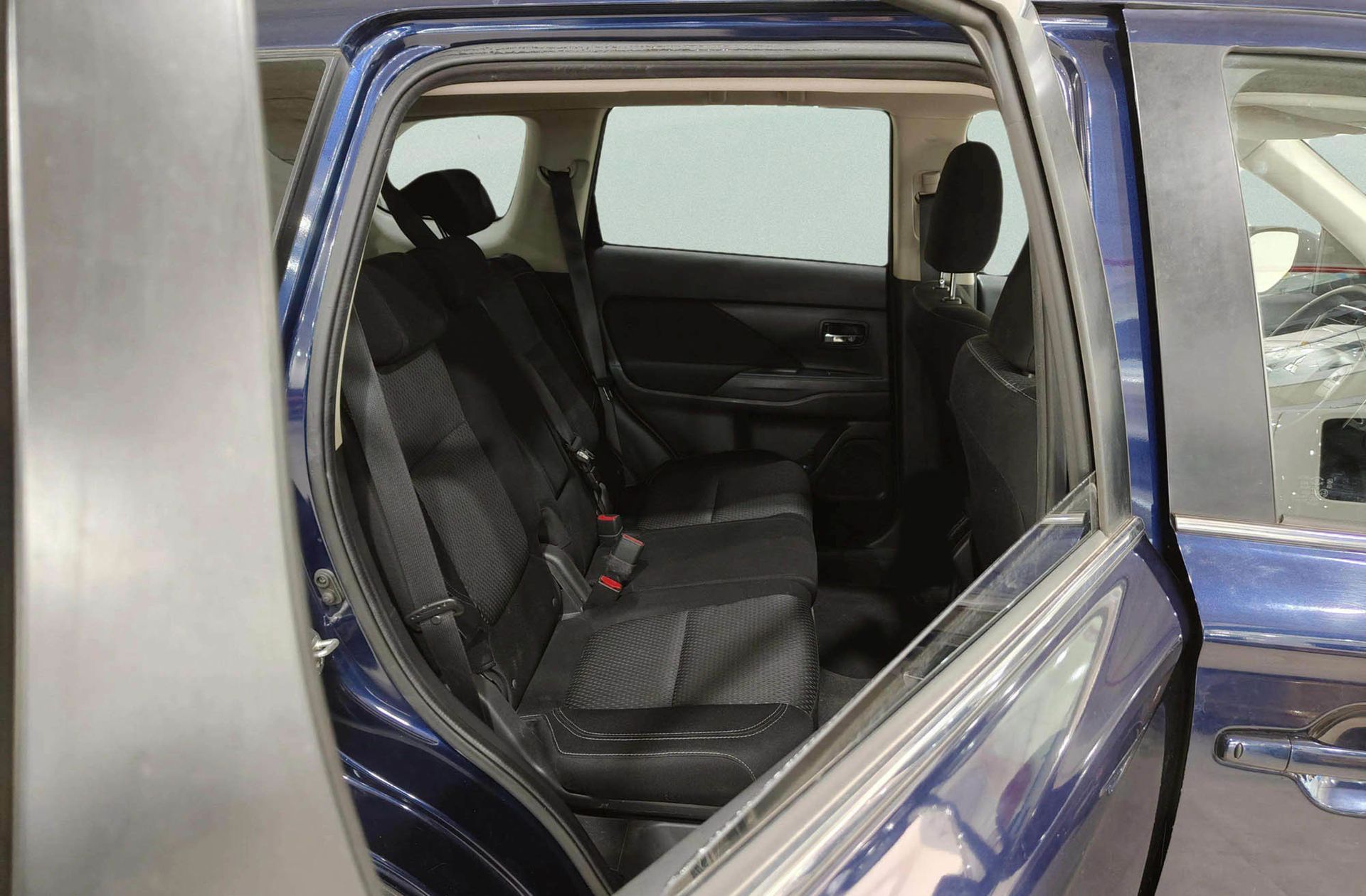 Mitsubishi Outlander 200 MPI Motion 2WD CVT 7 plazas - foto 18