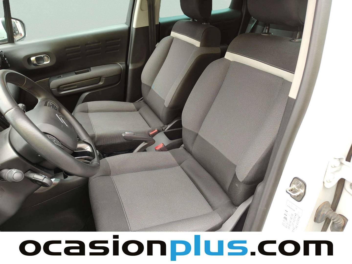 Foto asientos delanteros Citroën C3 Aircross Citroën C3 Aircross PureTech 110 S&S You! (110 CV)