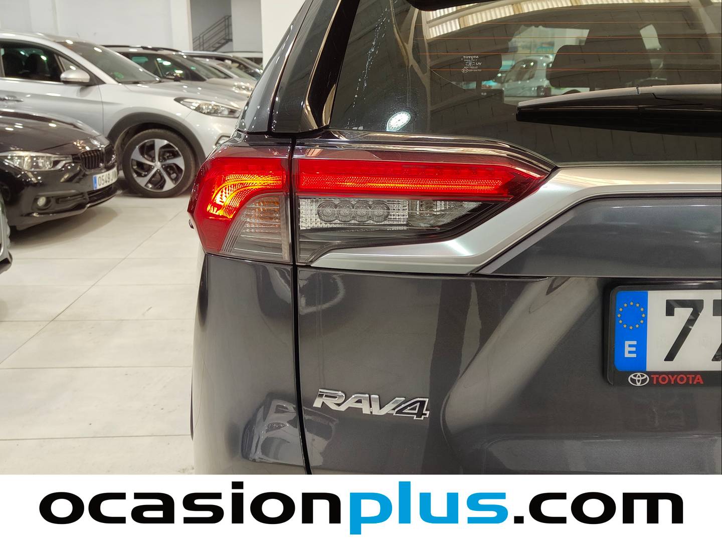 Accesorios del Toyota Rav4 Toyota Rav4 220H Business (218 CV)