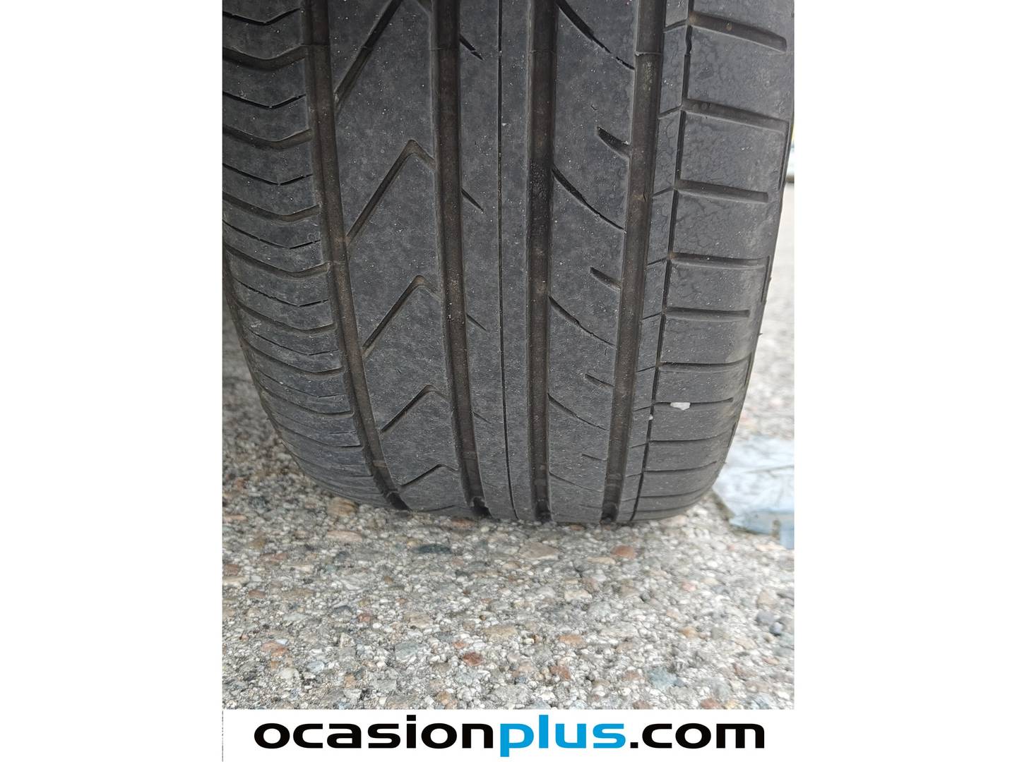 Foto KIA Carens Kia Carens 1.6 GDi Drive (135 CV)