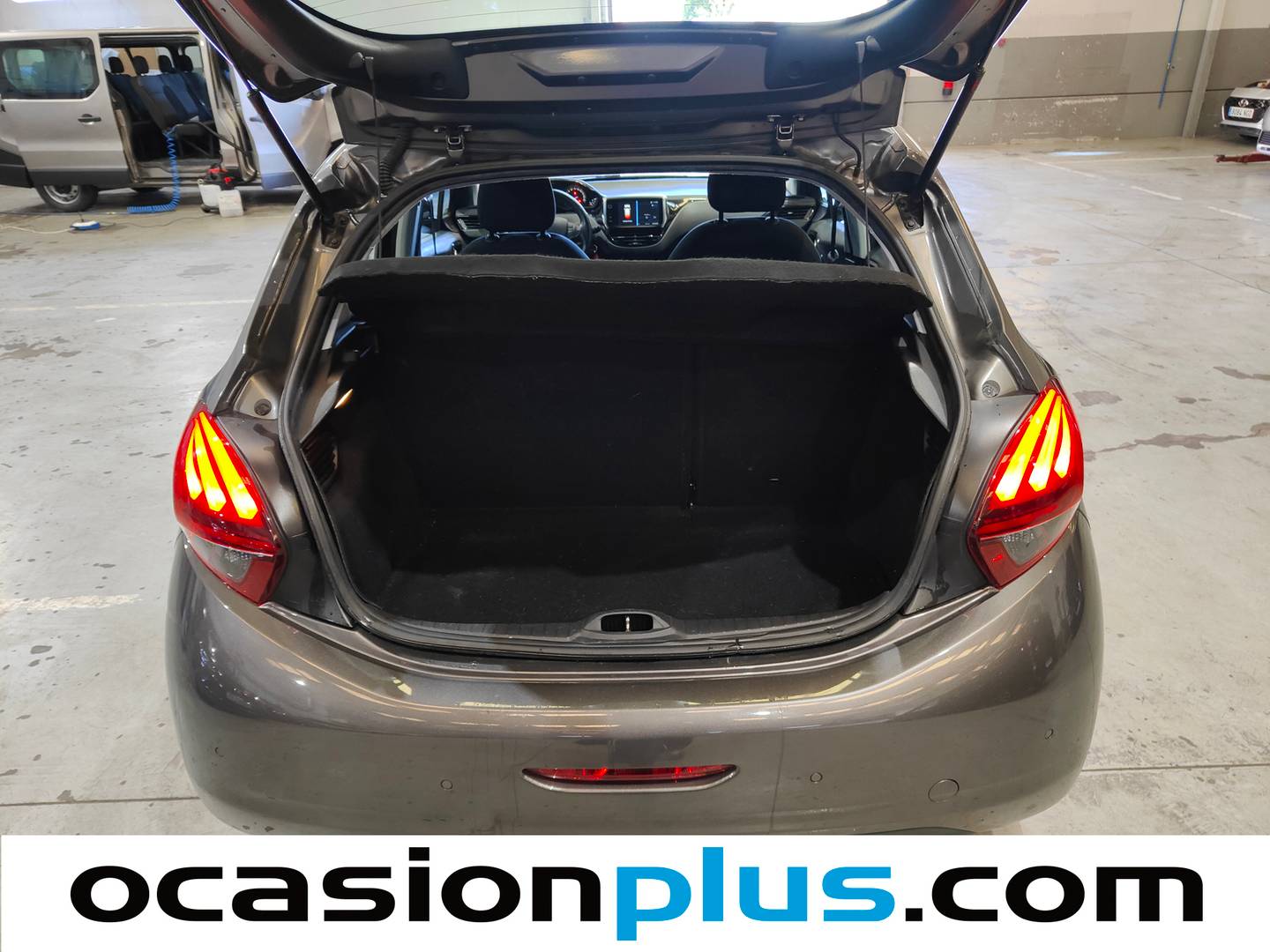 Fotos maletero Peugeot 208 Peugeot 208 5P Signature 1.2L PureTech (82CV)