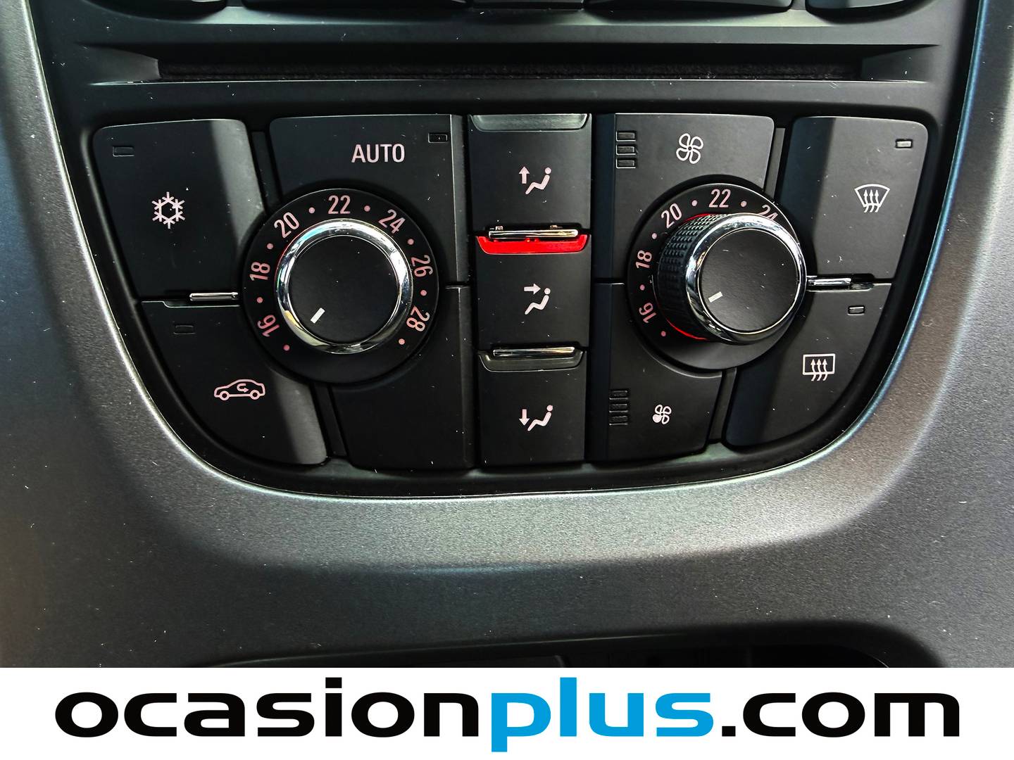 Foto Opel Astra Opel Astra 1.4 Turbo Elegance (140 CV)