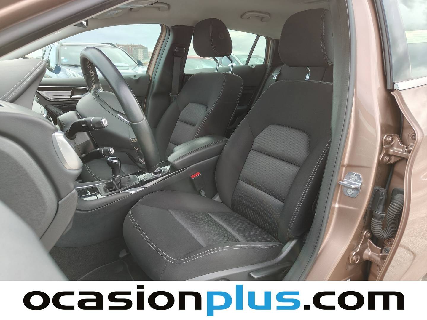 Foto Infiniti Q30 Infiniti Q30 1.6T Premium (122 CV)