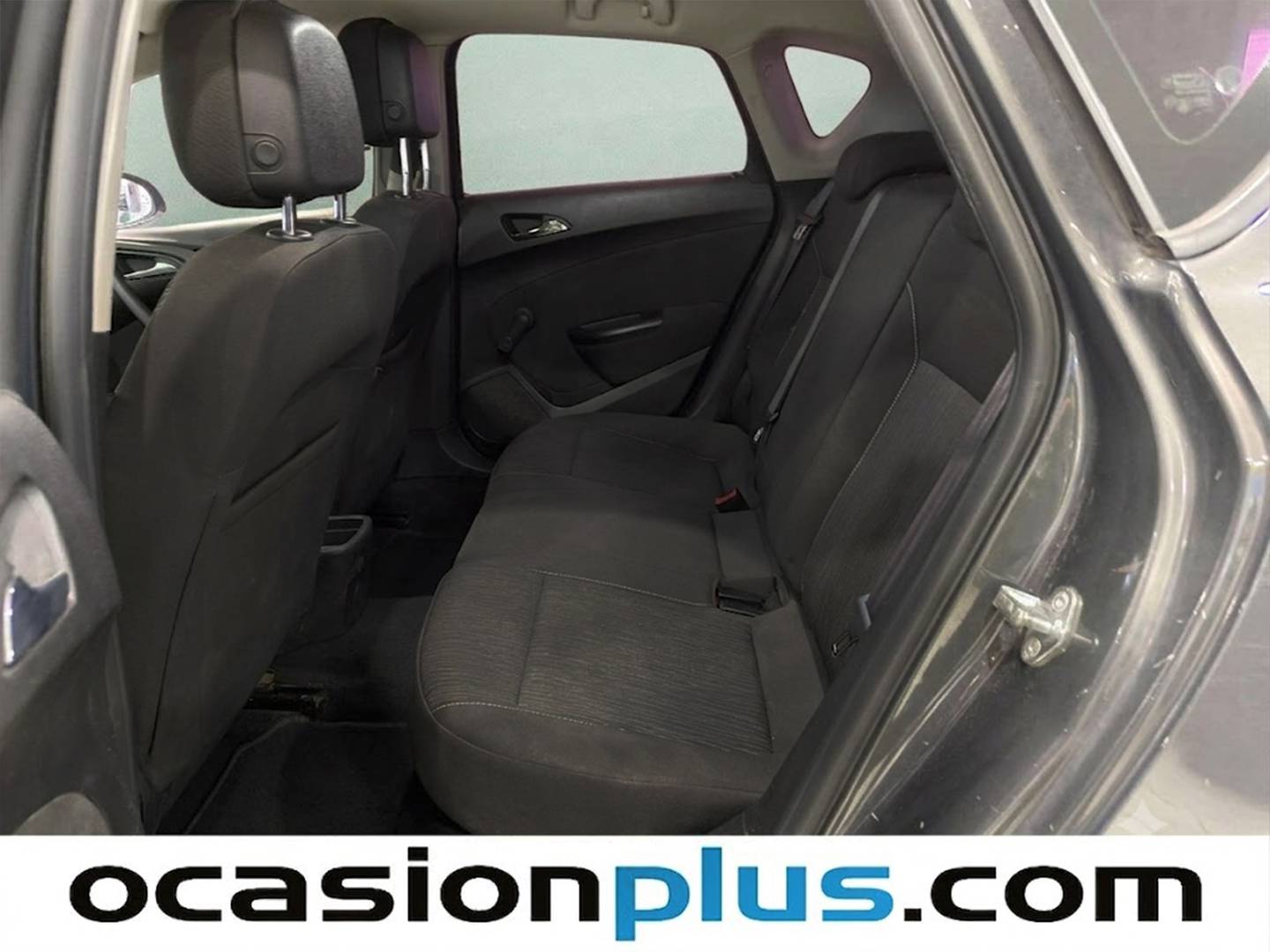Foto asientos traseros Opel Astra Opel Astra 1.6 CDTi S&S Business (110 CV)