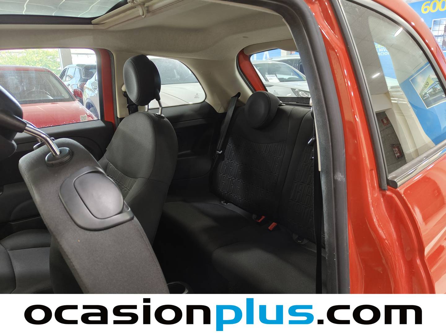Foto asientos traseros Fiat 500 Fiat 500 1.0 Hybrid Dolcevita (70 CV)