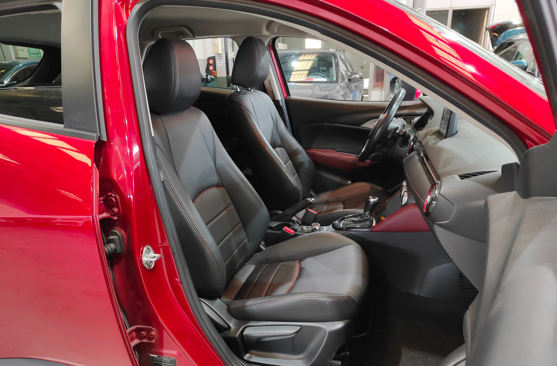 Mazda CX-3 2.0 Skyactiv GE Luxury 2WD - foto 17