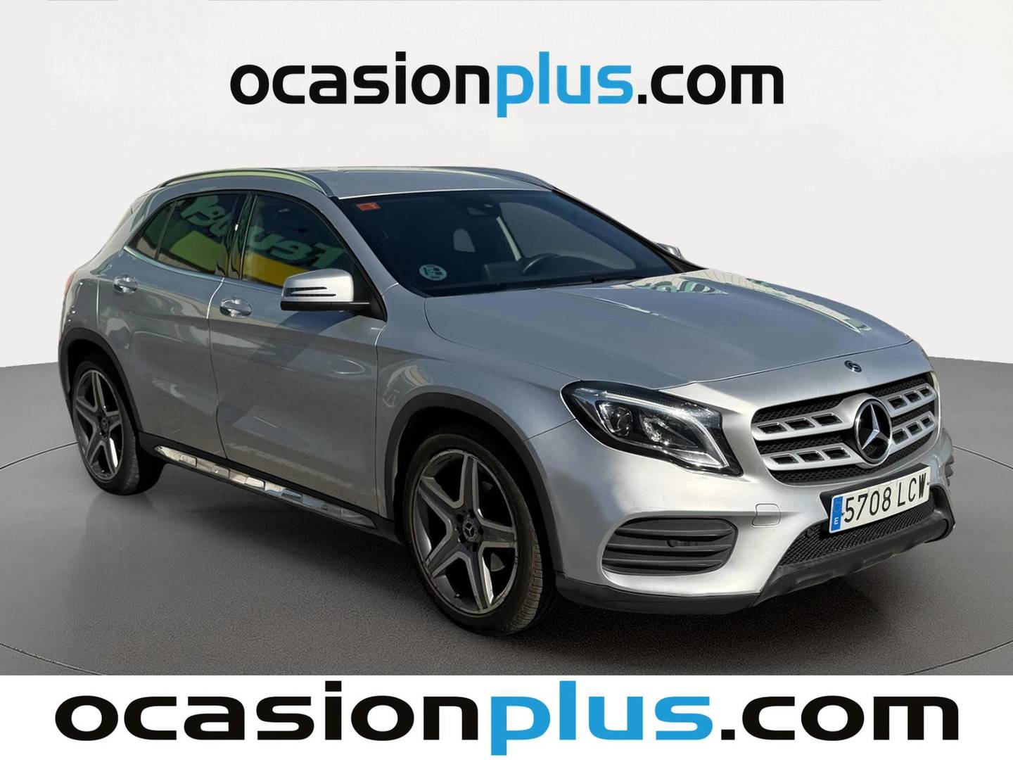 Foto delantera Mercedes GLA Mercedes GLA 180 (122 CV) Pack AMG derecha