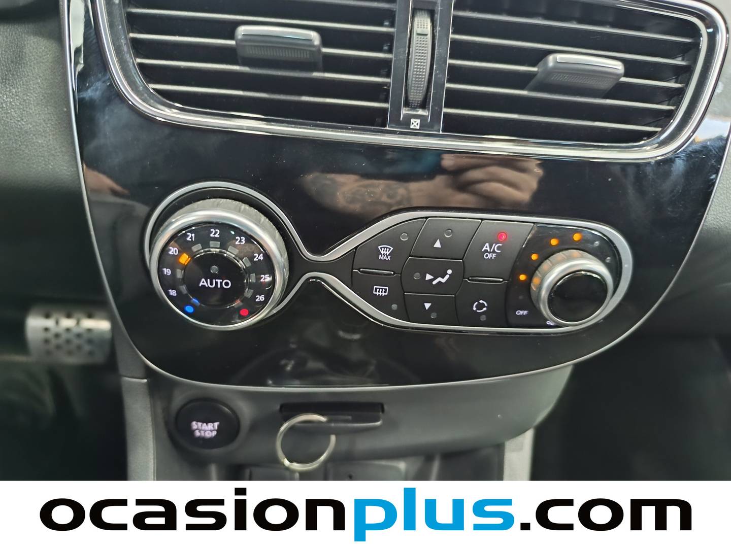 Foto Renault Clio Renault Clio RS Trophy Energy (220 CV) EDC