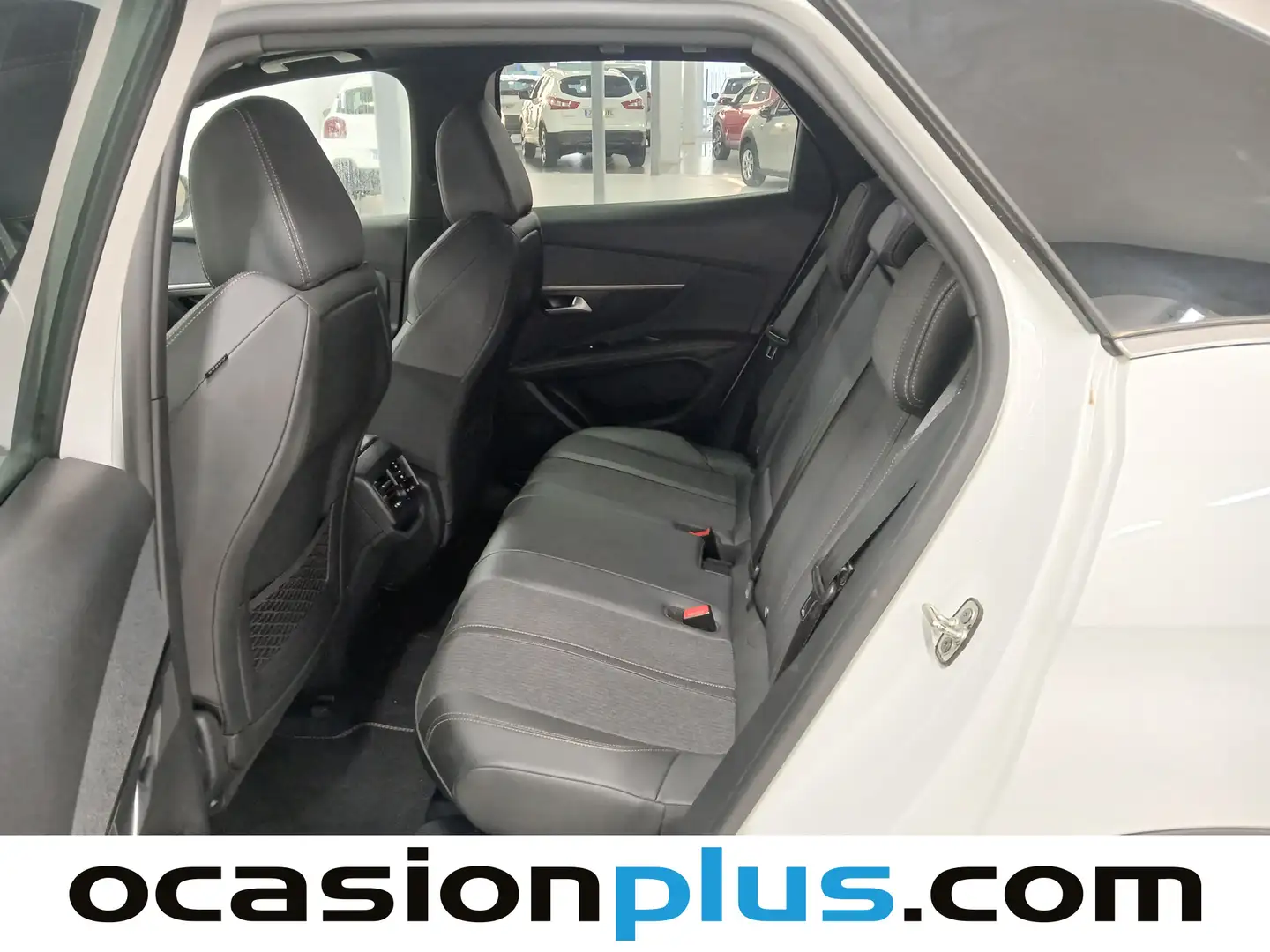 Foto Peugeot 3008 Peugeot 3008 PureTech 130 S&S GT Line EAT8 (130 CV)