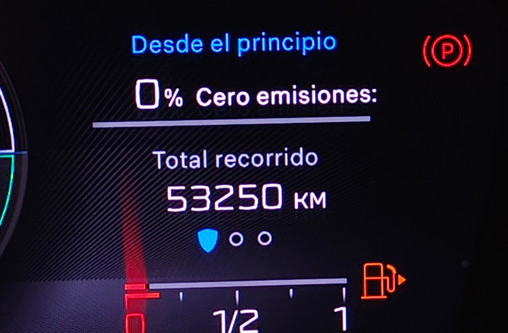 Peugeot 408 PHEV 225 GT e-EAT8 - foto 12