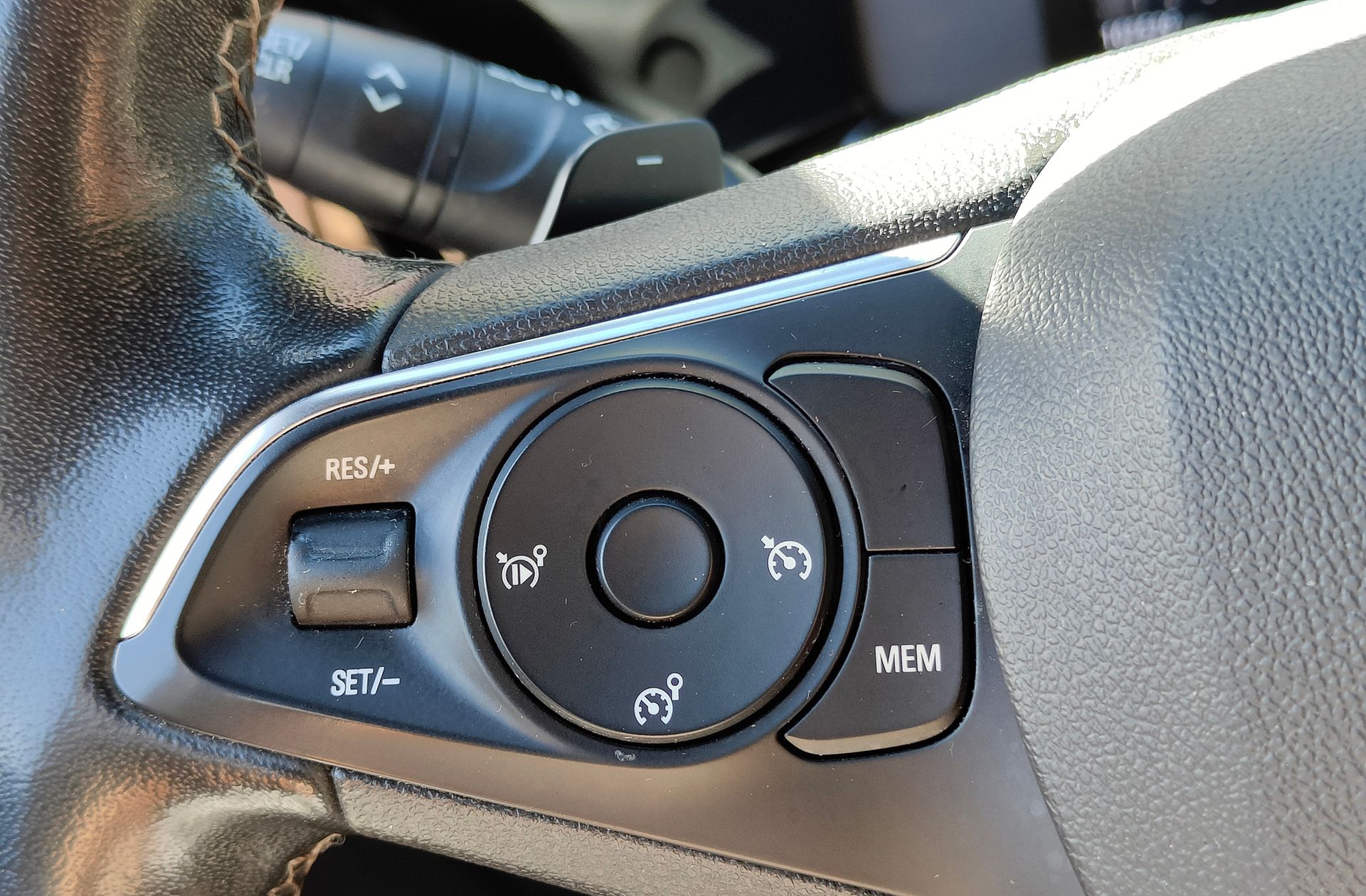 Opel Mokka 1.2 Turbo GS Line - foto 26
