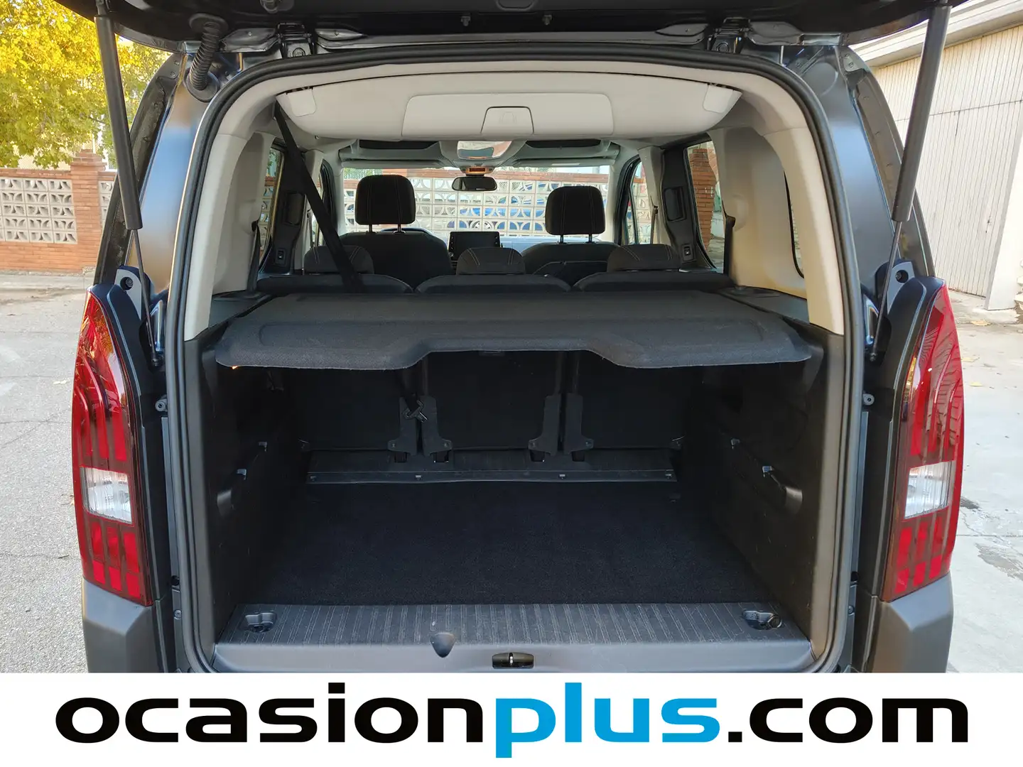 Foto Peugeot Rifter Peugeot Rifter BlueHDi 130 GT Line Standard EAT8 (130 CV)