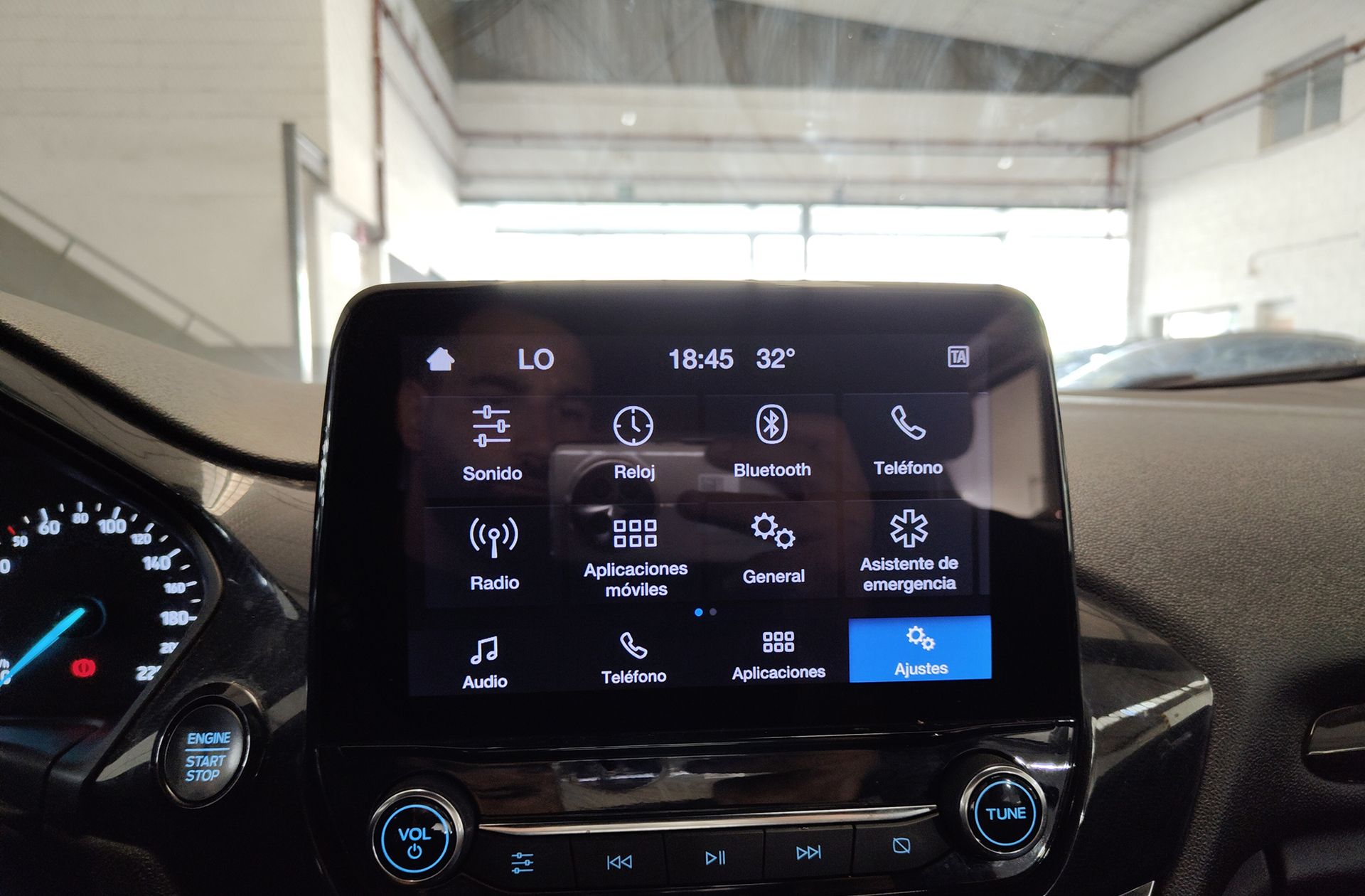 Ford Fiesta 1.0 EcoBoost MHEV ST-Line - foto 30