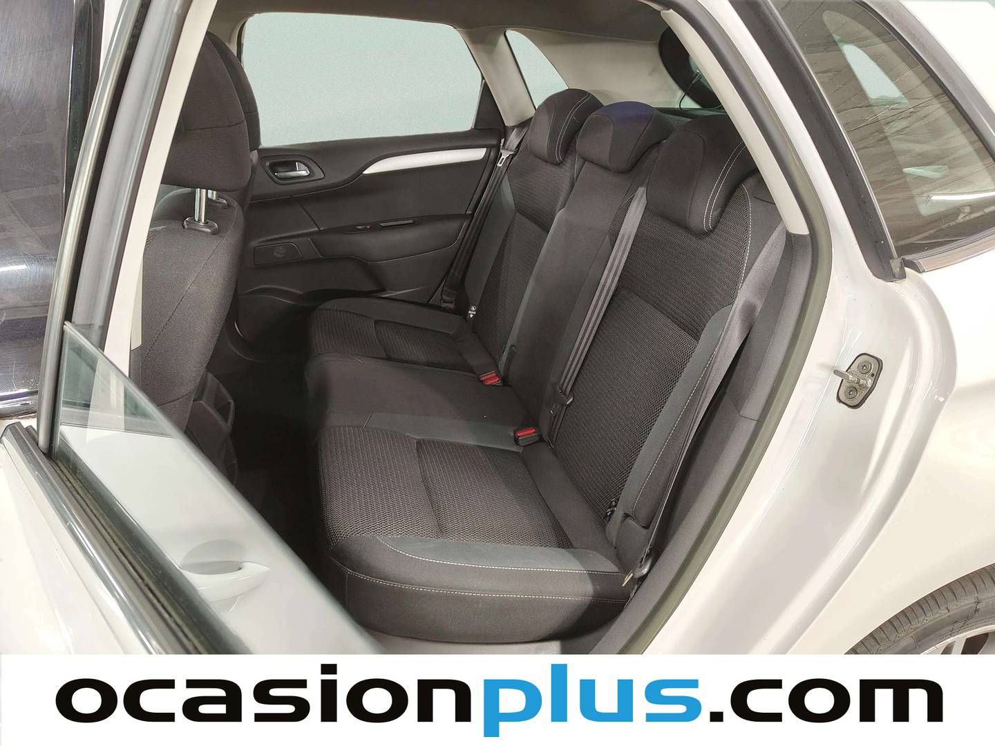 Foto asientos traseros Citroën C4 Citroën C4 1.6 e-HDI Collection (114 CV)
