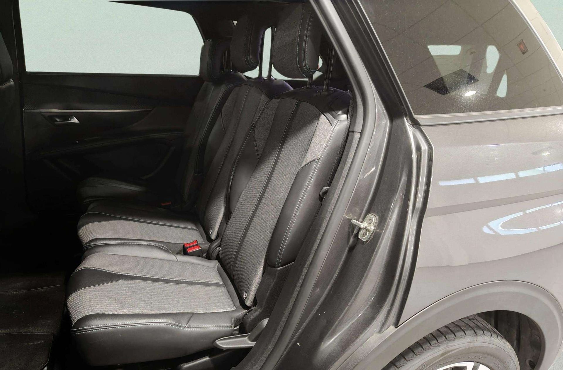 Peugeot 5008 1.2 Allure Pack eDCS6 7 plazas - foto 12