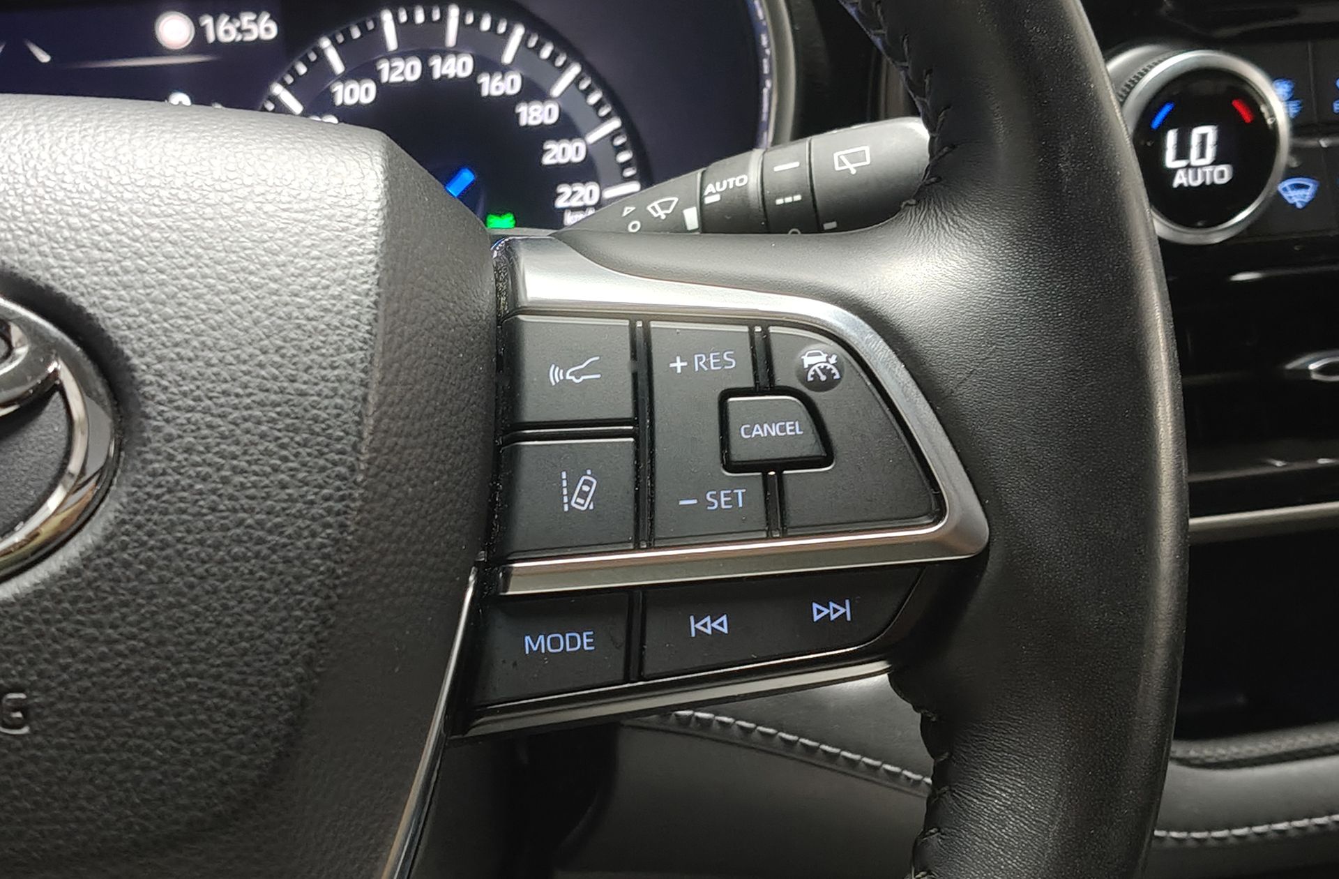 Toyota Highlander 2.5 Advance 7 plazas - foto 30