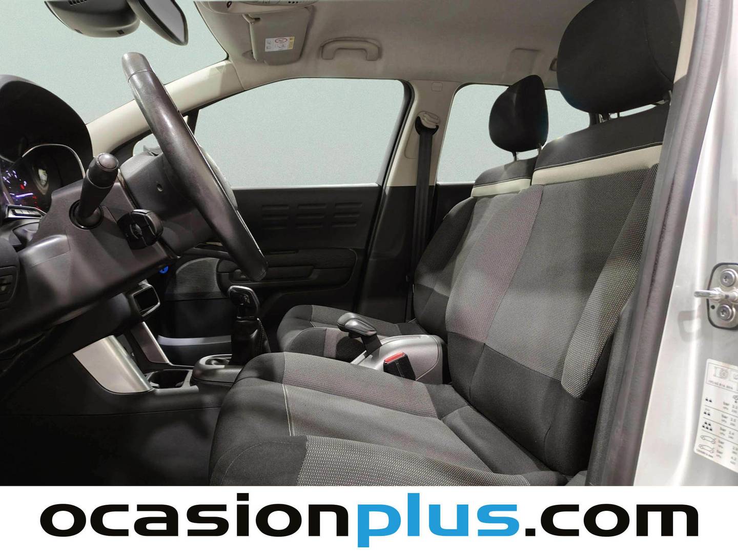 Foto asientos delanteros Citroën C3 Aircross Citroën C3 Aircross PureTech 82 Feel (82 CV)