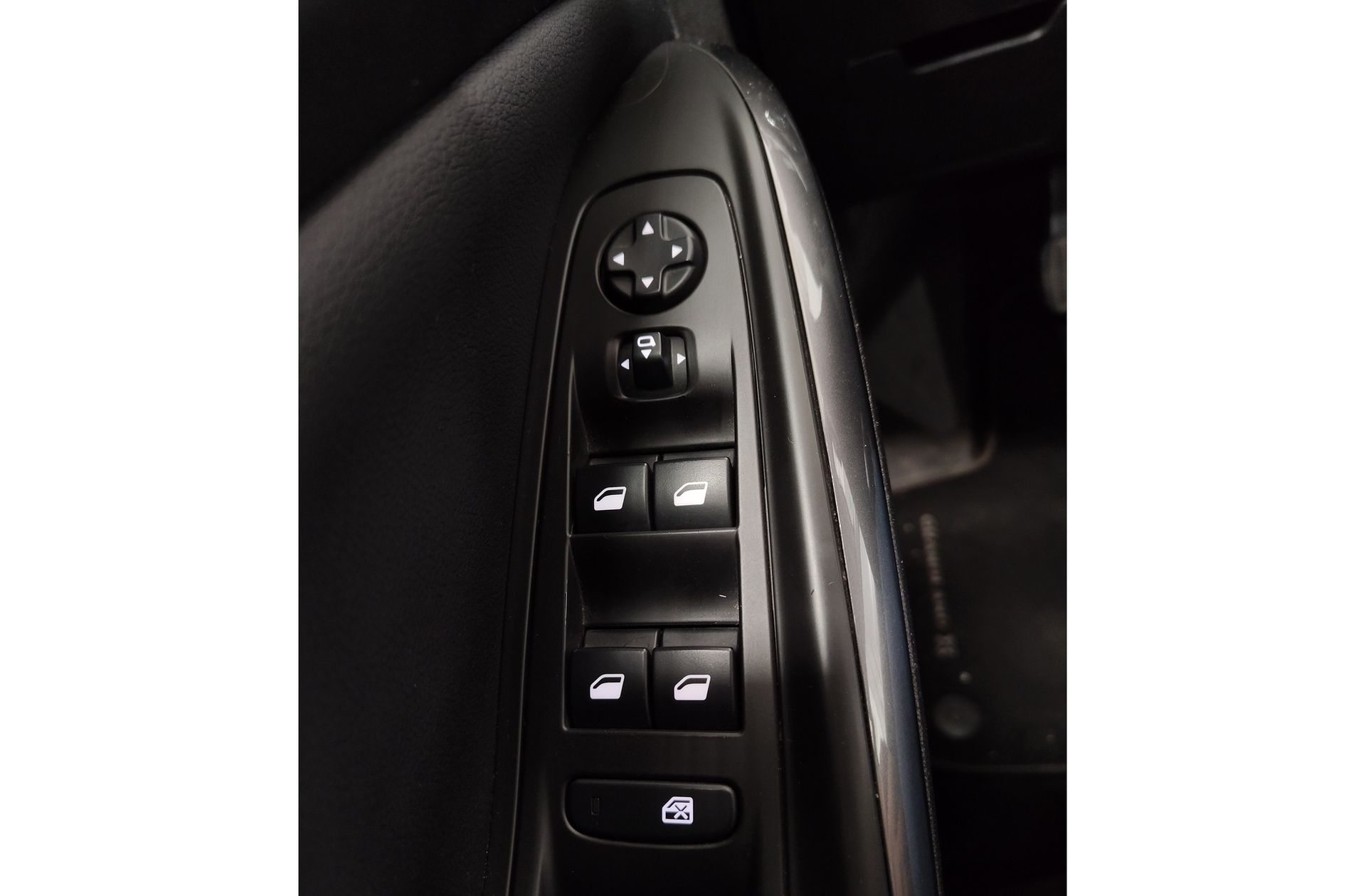 Opel Grandland 1.2 Turbo ecoTEC Excellence - foto 35