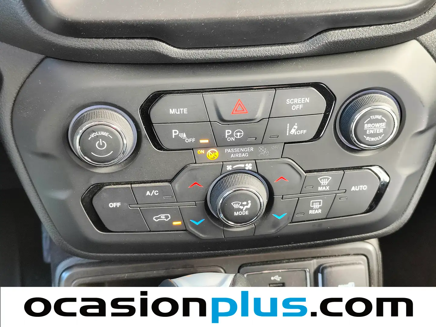 Foto Jeep Renegade Jeep Renegade eHybrid 1.5 Limited ATX  (130 CV)