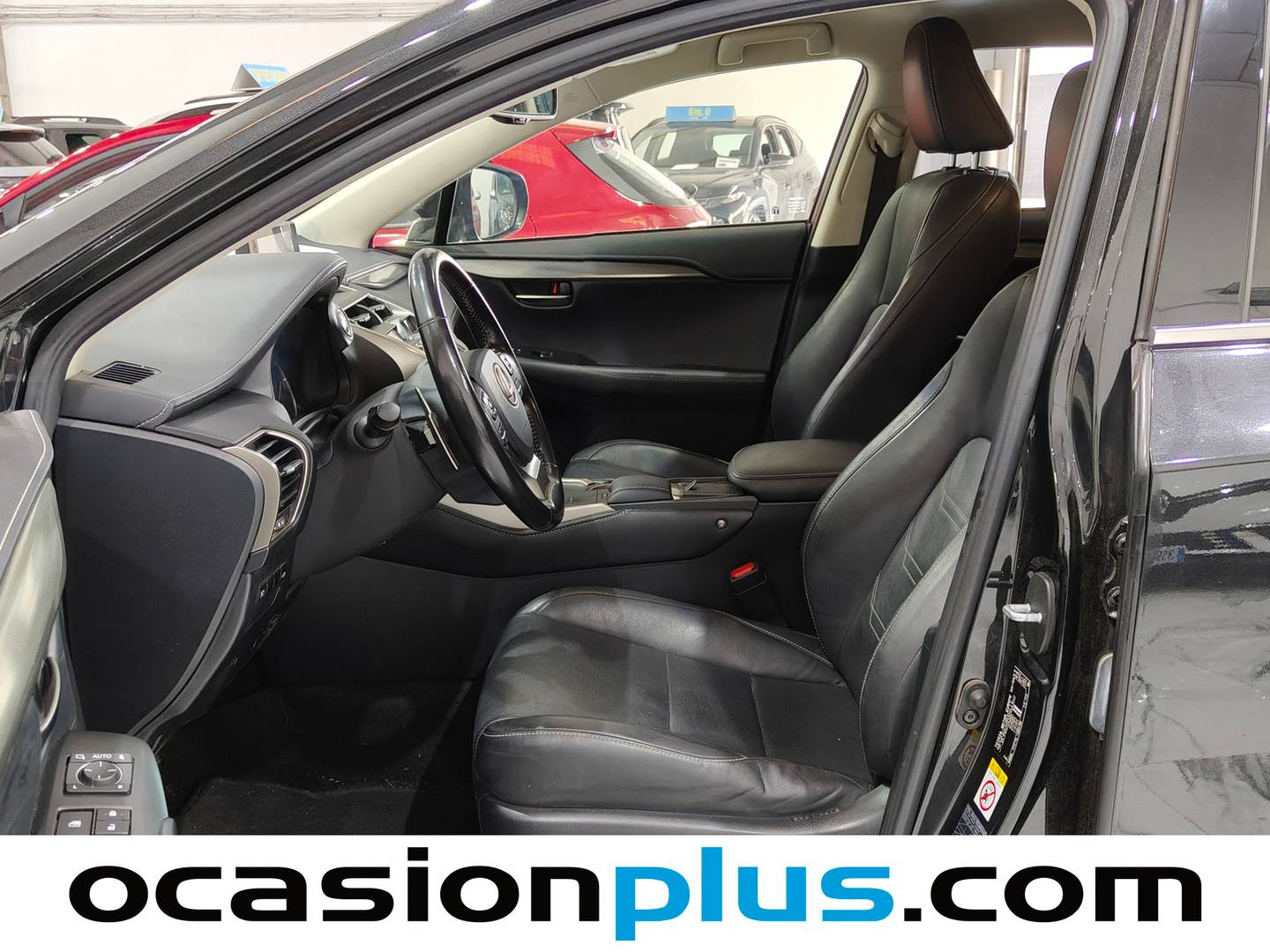 Foto asientos delanteros Lexus NX Lexus NX 300h Executive 4WD (197 CV)
