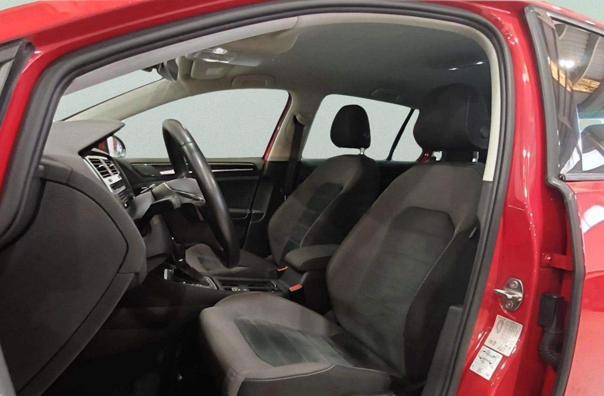 Volkswagen Golf Sport R-Line 2.0 TDI DSG - foto 10