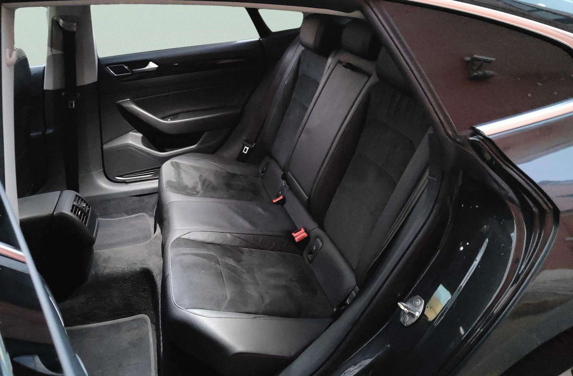 Volkswagen Arteon Elegance 2.0 TDI DSG 4Motion - foto 13