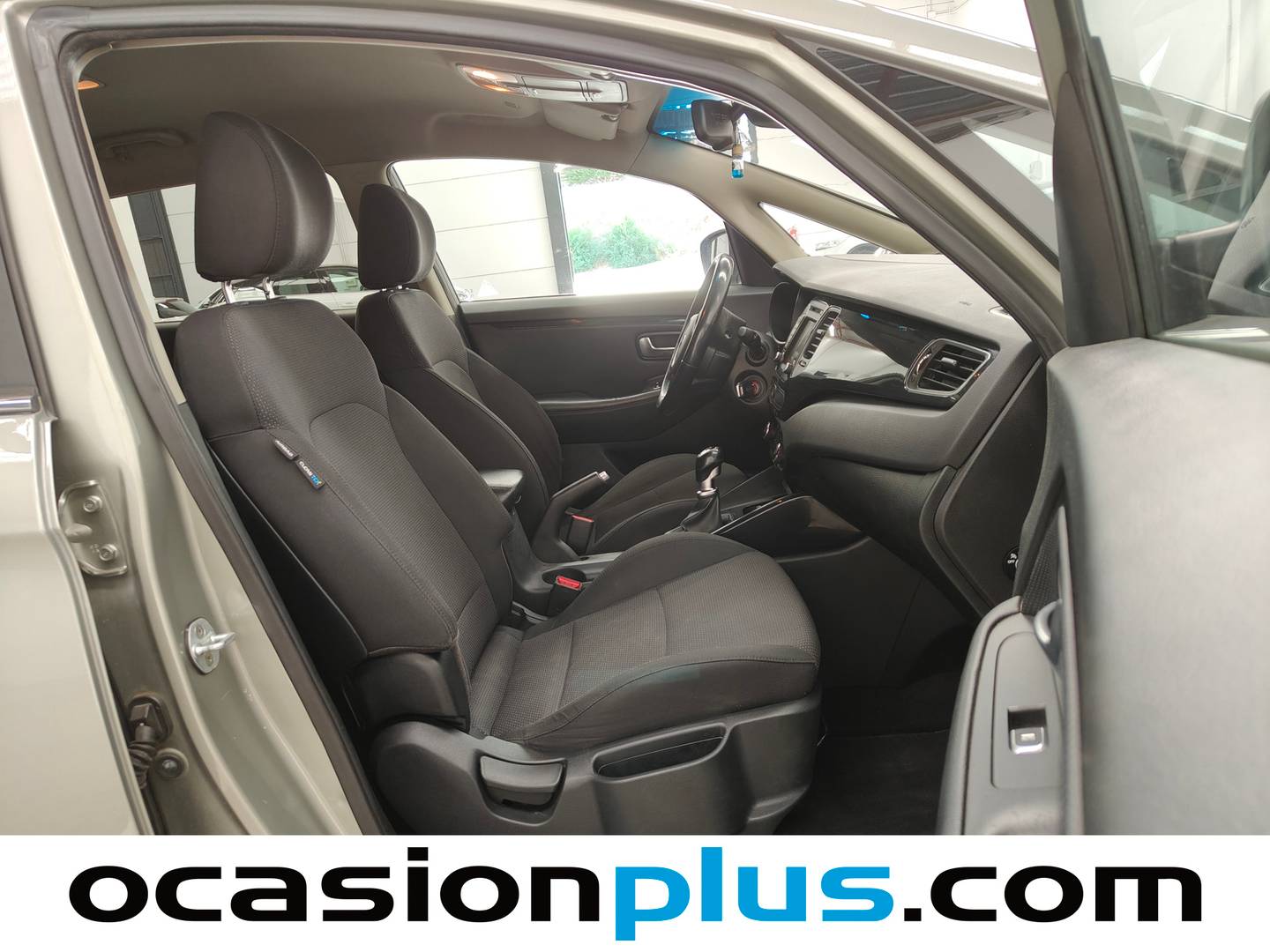 KIA Carens KIA Carens 1.6 GDi UEFA Euro 2016 Eco-Dynamics (135 CV) gasolina