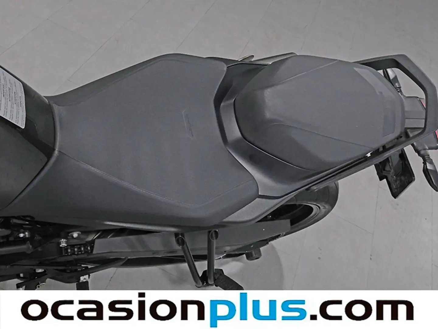 Foto KTM 890 DUKE L KTM 890 DUKE L 890 DUKE L (95 Cv)