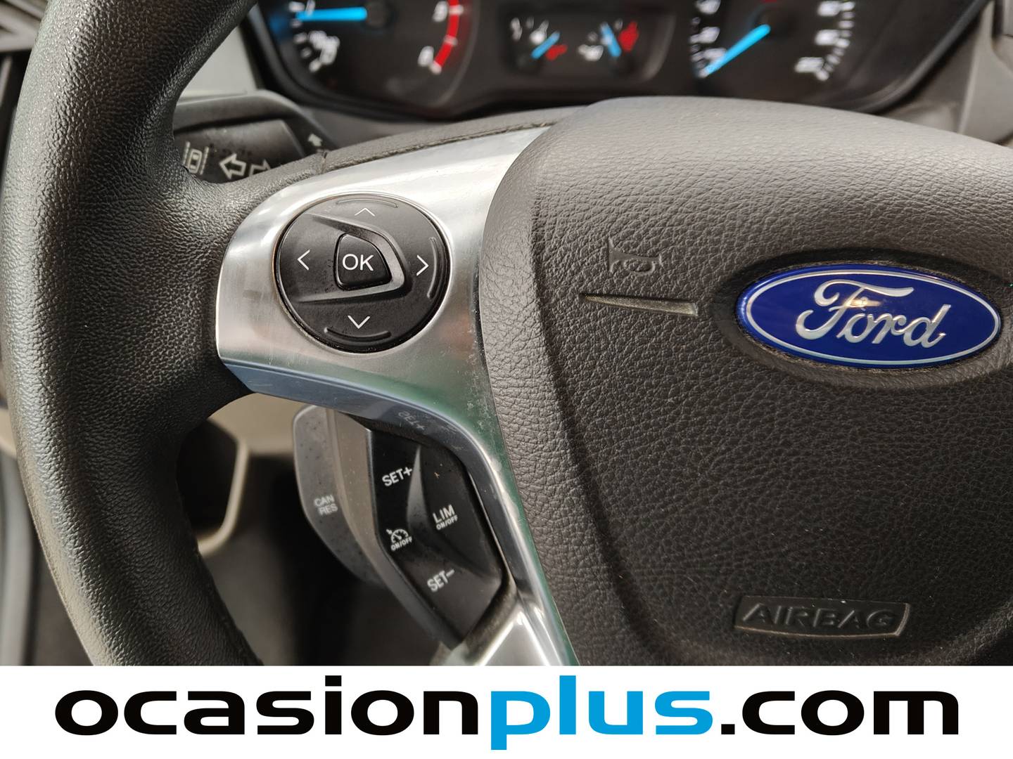 Foto Ford Tourneo Custom Ford Tourneo Custom 2.2 TDCI 300 L1 Titanium 8 Plazas (125 CV)