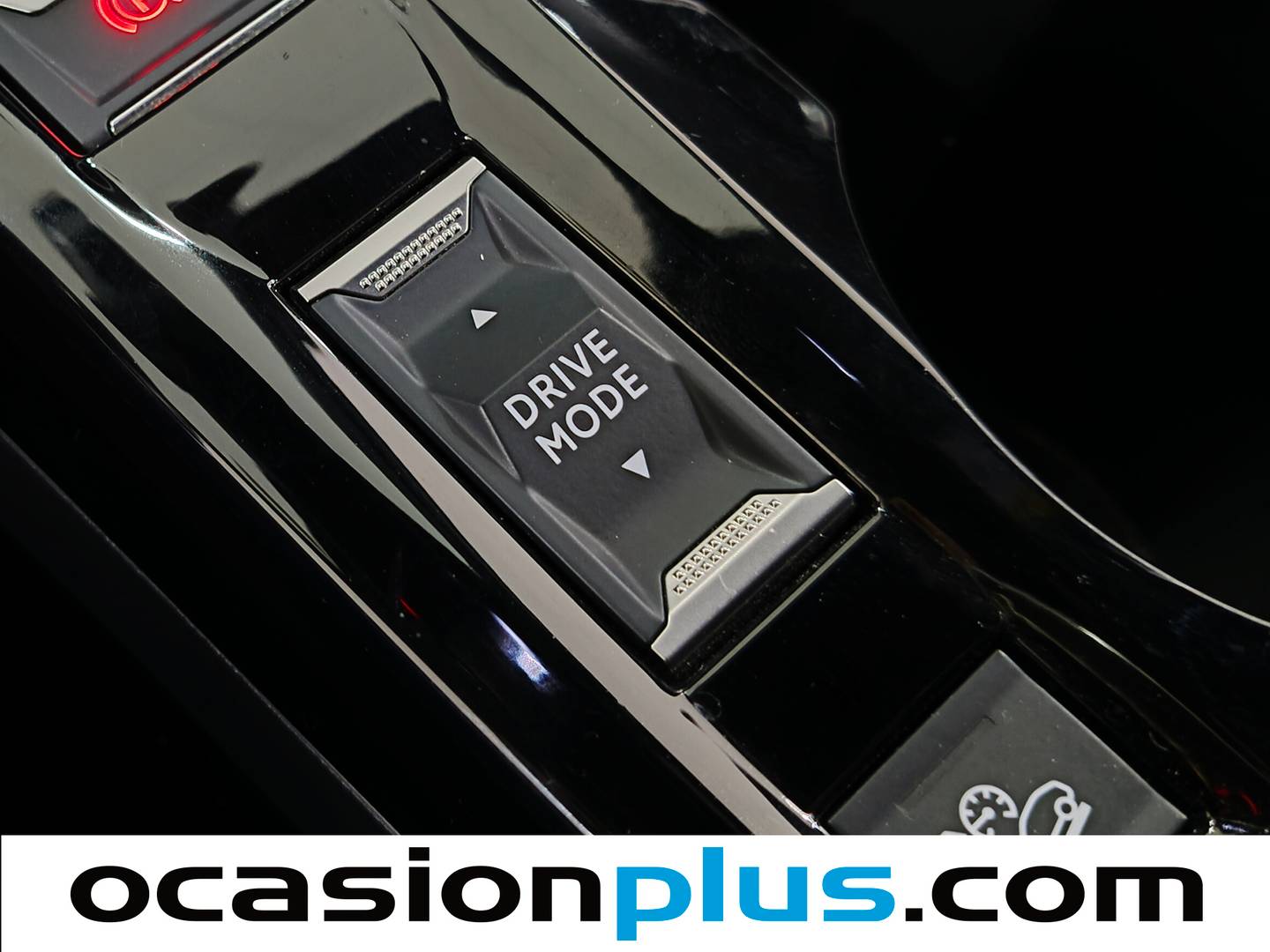 Peugeot 2008 Peugeot 2008 Allure Hybrid eDCS6 (136 CV) seminuevo