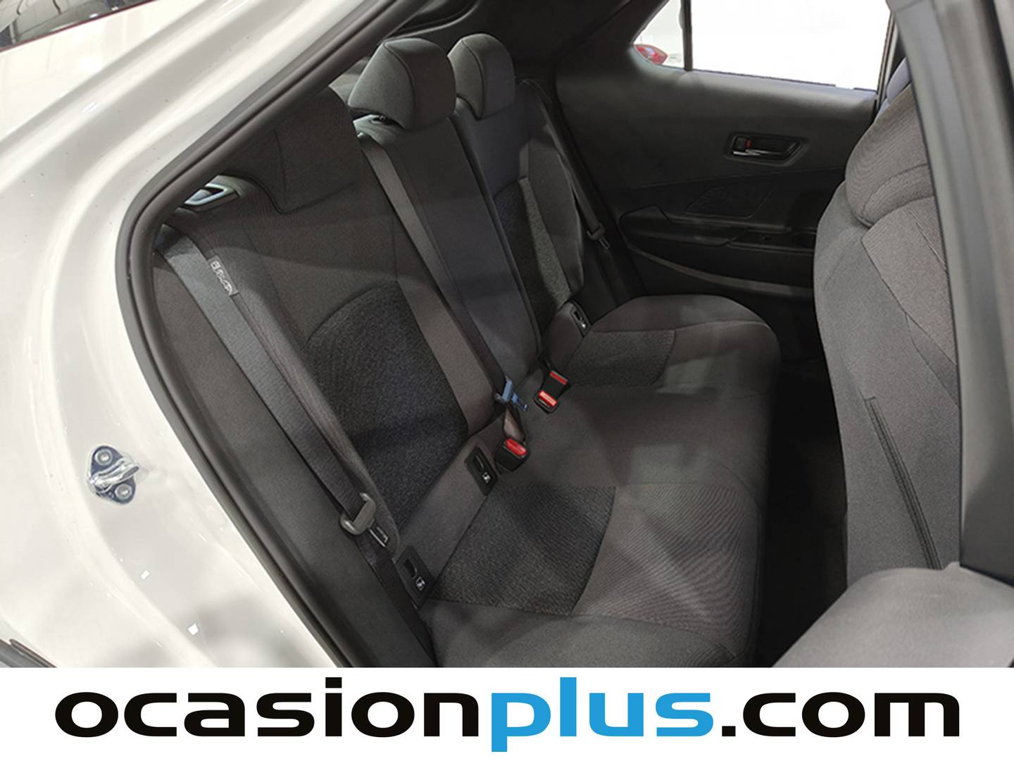 Toyota C-HR Toyota C-HR 1.8 140H Active (140 CV) de ocasión