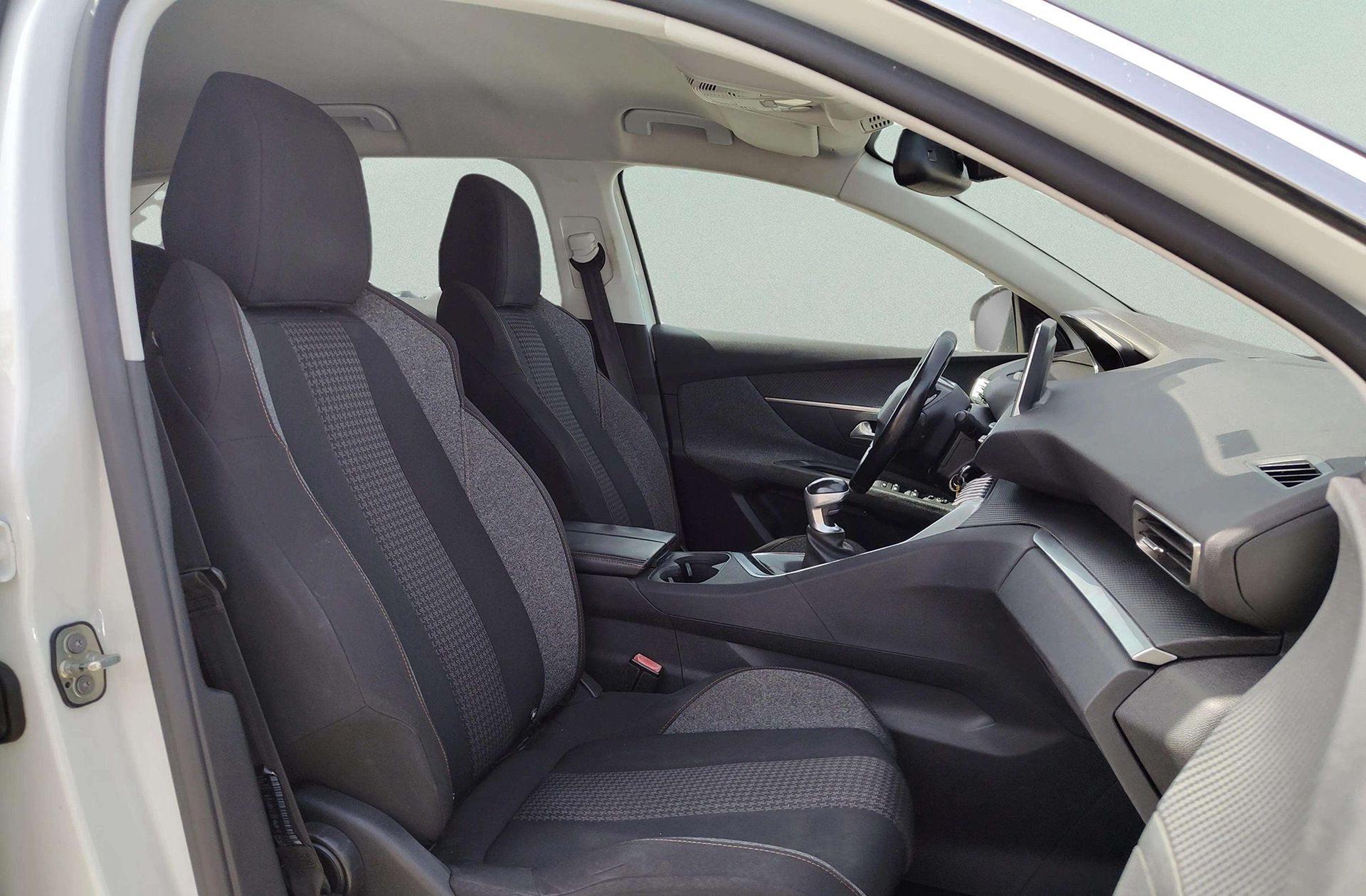 Peugeot 3008 PureTech 130 Active - foto 17