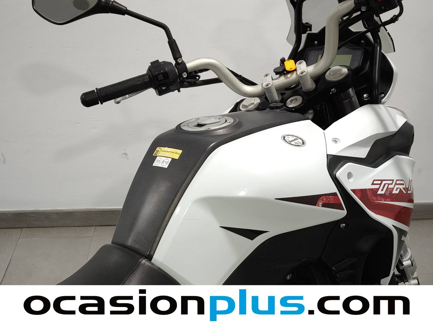 Foto Benelli TRK 251 Benelli TRK 251 (26 CV)