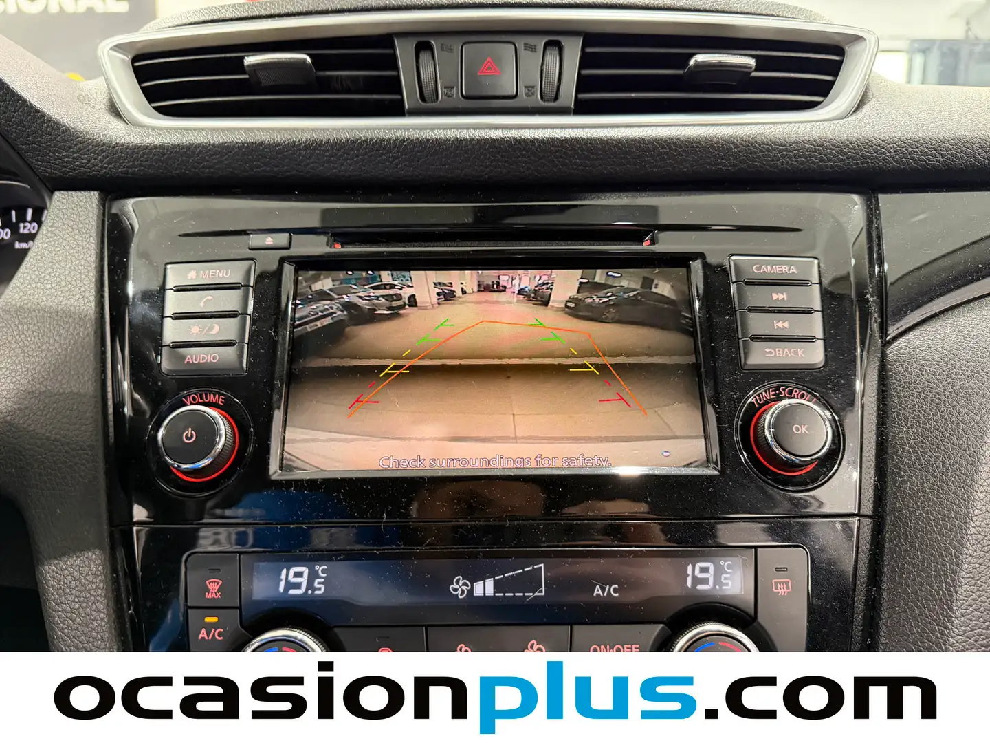 Foto Nissan QASHQAI Nissan Qashqai DIG-T 140 Acenta 4x2 (140 CV)