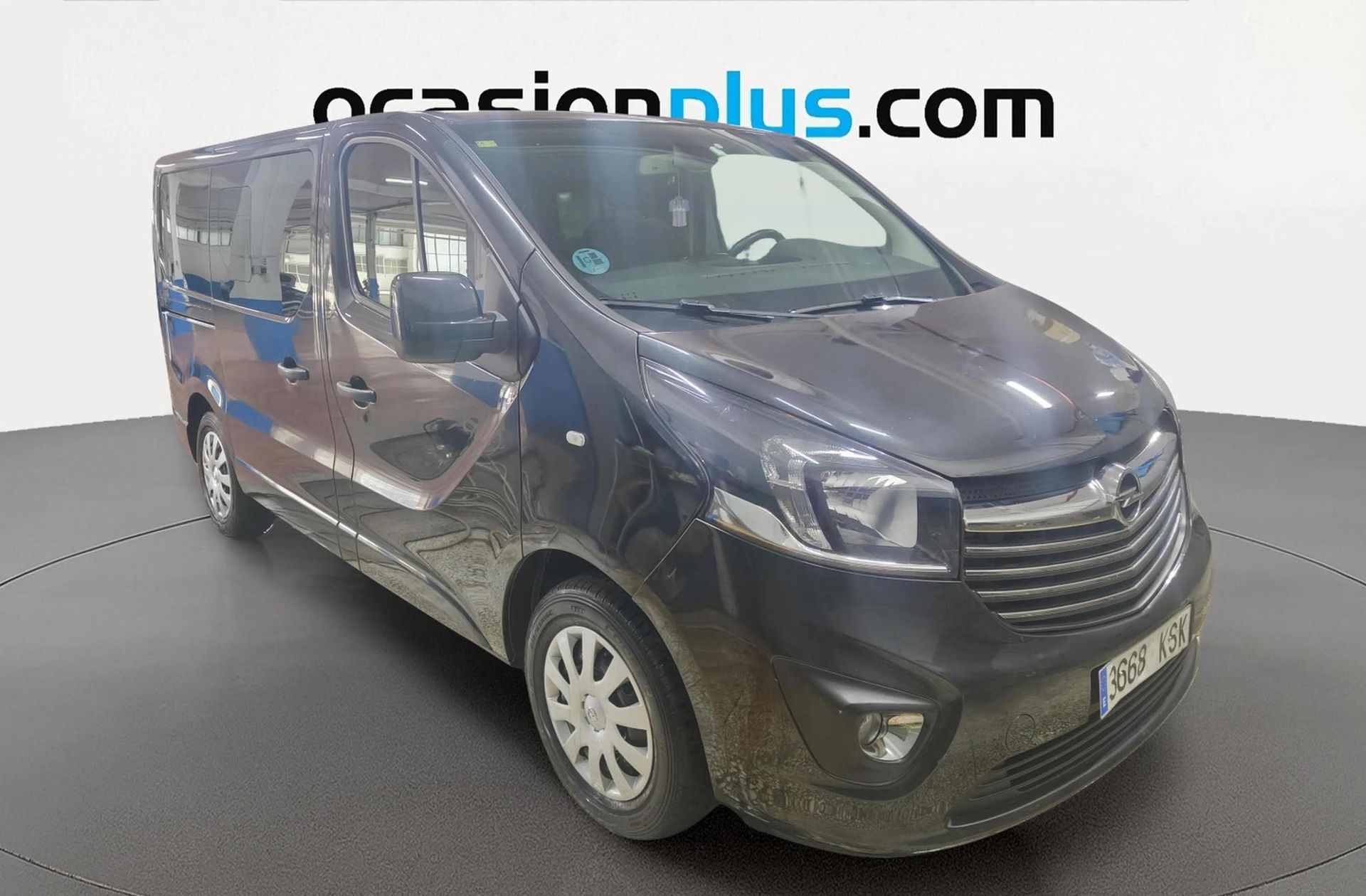 Opel Vivaro Combi 1.6 CDTI L2 2.9t Plus-6 - foto 2