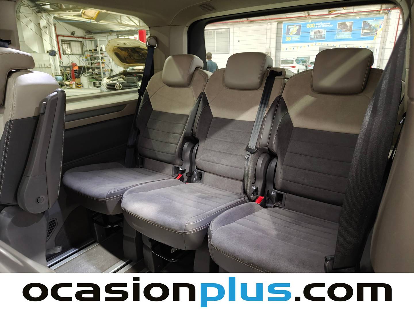Foto asientos delanteros Volkswagen Multivan Volkswagen Multivan Batalla Larga 2.0 TDI (150 CV) DSG 7 plazas