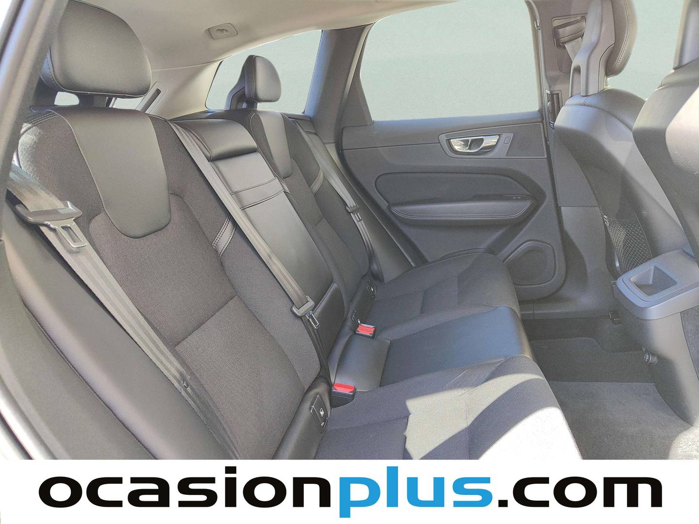 Volvo XC60 Volvo XC60 B4 Momentum AWD Auto (190 CV) km 0