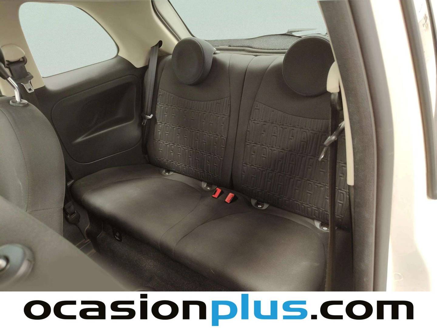 Foto asientos traseros Fiat 500 Fiat 500 1.0 Hybrid Dolcevita (70 CV)