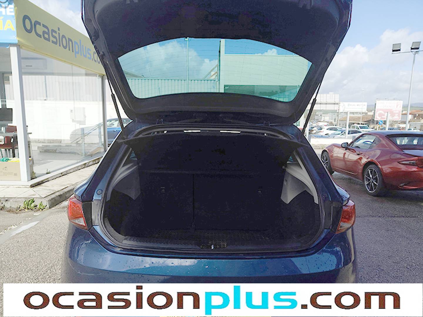 Foto Seat León SEAT León 1.6 TDI CR S&S Style DSG (105 CV)