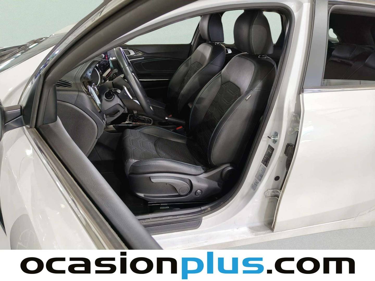 Foto KIA Ceed Tourer Kia Ceed Tourer 1.0 MHEV Style Edition DCT (100 CV)