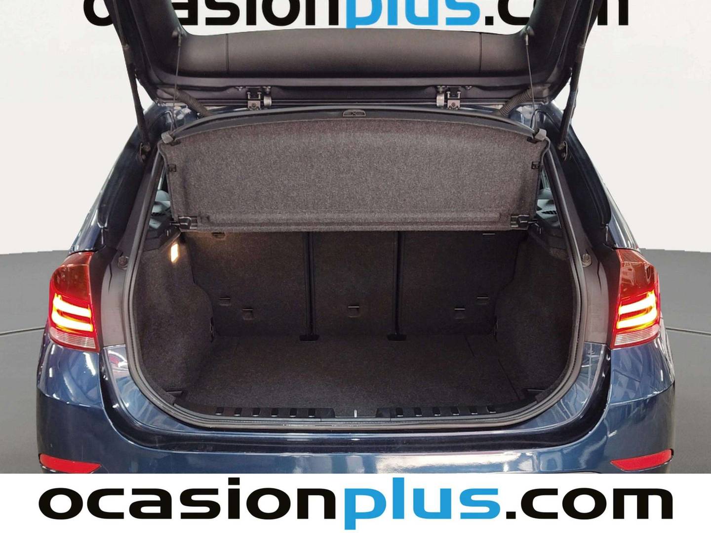Fotos maletero BMW X1 BMW X1 sDrive18d (143 CV)