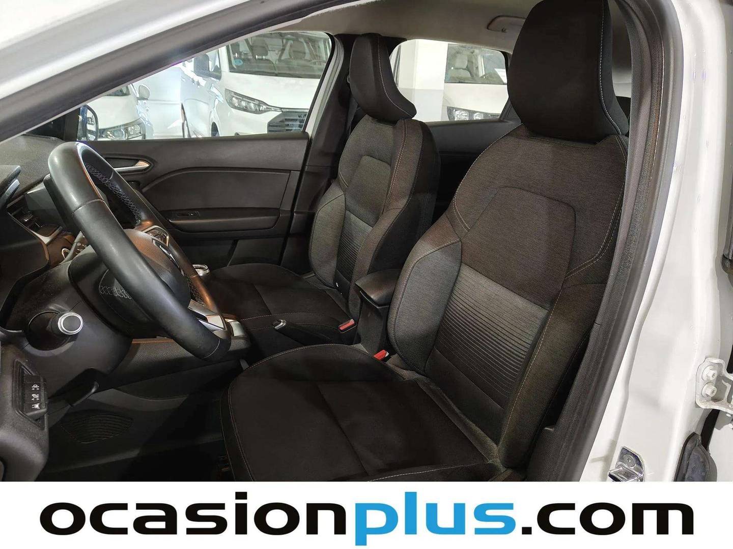 Foto asientos delanteros Renault Captur Renault Captur Intens TCe 140 Micro Híbrido (140 CV) GPF
