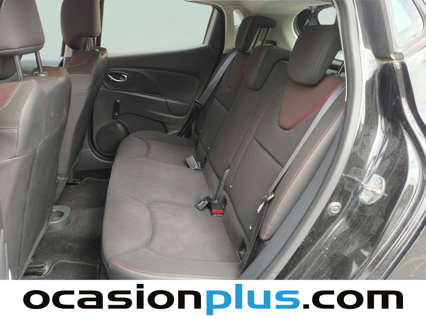 Foto asientos traseros Renault Clio Renault Clio Yahoo! 1.2 16v (75 CV)