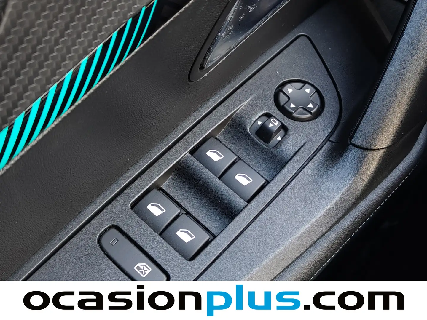 Foto Peugeot 2008 Peugeot 2008 PureTech 100 S&S Allure (100 CV)