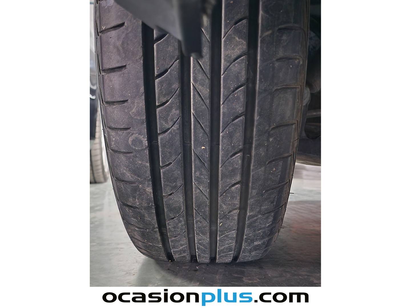 Iveco Daily Iveco Daily Furgon 35S 16H V 3520/H2 (156 CV) 3 Plazas seminuevo